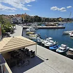 Goya - Ii - 50m Od Mora, Parking, Balkon S Pogledom * Selce