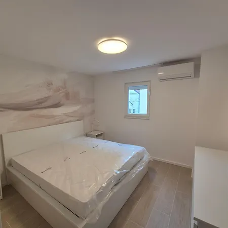 Goya - Ii - 50m Od Mora, Parking, Balkon S Pogledom * Selce