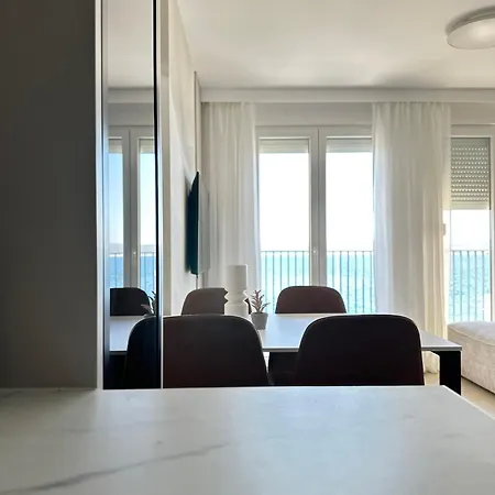 Goya - Ii - 50m Od Mora, Parking, Balkon S Pogledom Daire Selce