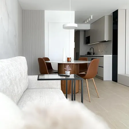 Daire Goya - Ii - 50m Od Mora, Parking, Balkon S Pogledom