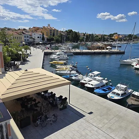 Goya - Ii - 50m Od Mora, Parking, Balkon S Pogledom * Selce