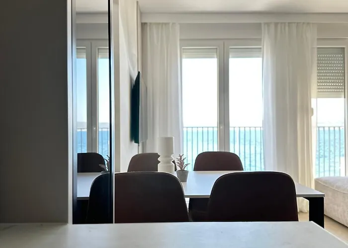 Goya - Ii - 50m Od Mora, Parking, Balkon S Pogledom Appartamento Selce